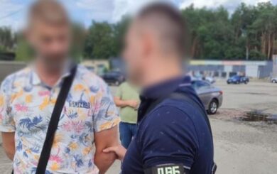 Посвідчення водія за 13 000 грн: у Києві затримали ділка ”зі зв’язками” в сервісному центрі МВС