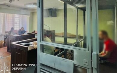 На Оболони мужчина через час ограбил двух детей – задержан злоумышленник