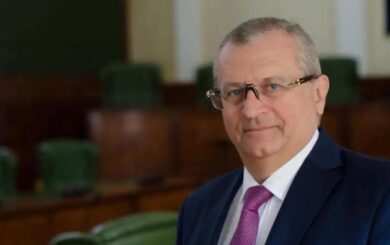 Елітні авто за безцінь: проректор Одеської юракадемії задекларував дивні покупки