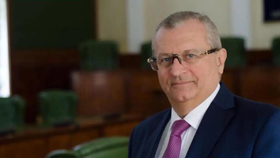 Елітні авто за безцінь: проректор Одеської юракадемії задекларував дивні покупки