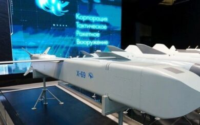 Россия использует ракеты Х-69 с кассетными боевыми частями для атак на Украину