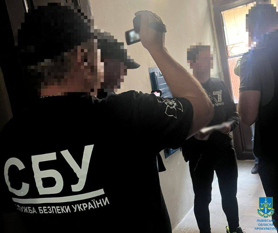 Слив информации о ВСУ: во Львове псевдоактивисту объявили подозрение