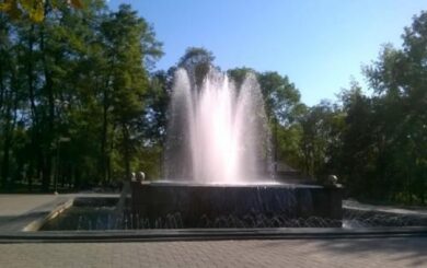 Освітлення вулиць і фонтан: у Коростені на Житомирщині обурились через витрати електрики у блекаут