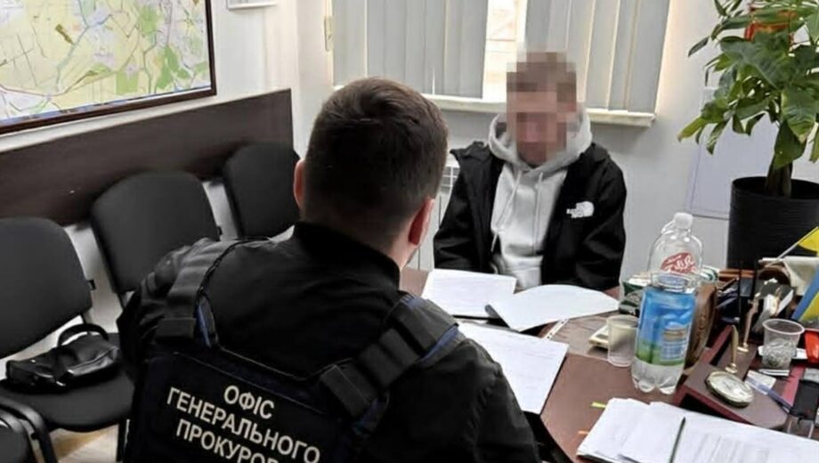 Мільйони на дровах для армії: масштабна схема розкрадань — 38 обшуків по всій Україні