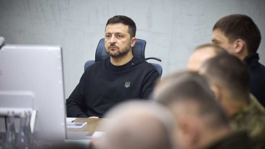 Зеленский провел военное заседание в Харькове по фронту и переговорам в Саудовской Аравии