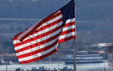 Иммигрантам в США придется платить 1000 долларов: будут ли эти изменения касаться украинских беженцев