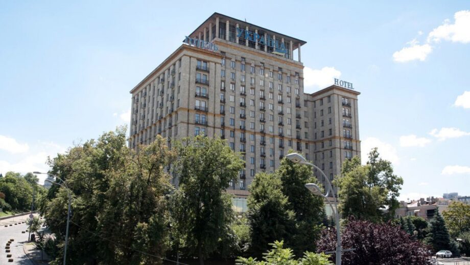 За 2,5 млрд гривен продали гостиницу в центре Киева
