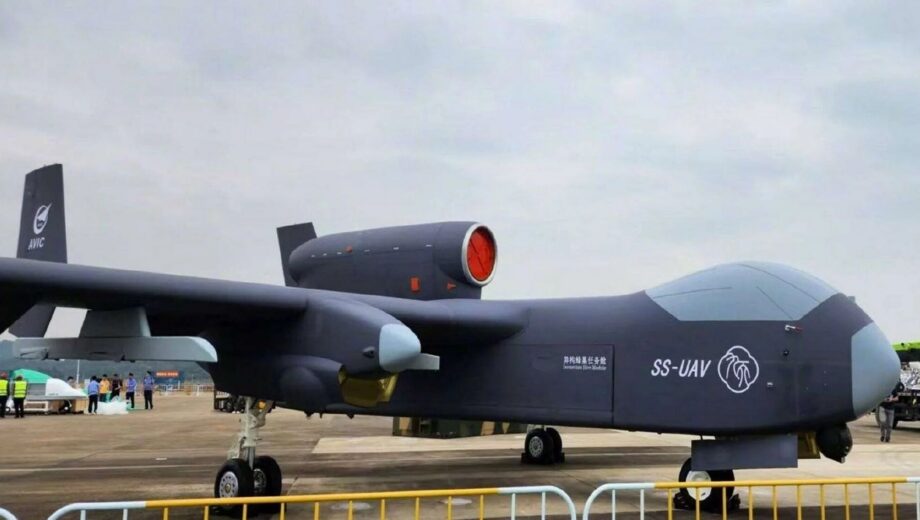Китай розробив важкий дрононосець Jiutian SS — конкурент Reaper і Global Hawk