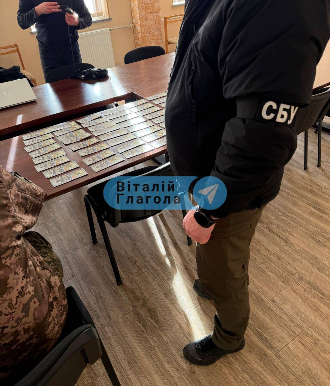 На Закарпатье СБУ разоблачила взятку в Хустском РТЦК и СП, — Глагола