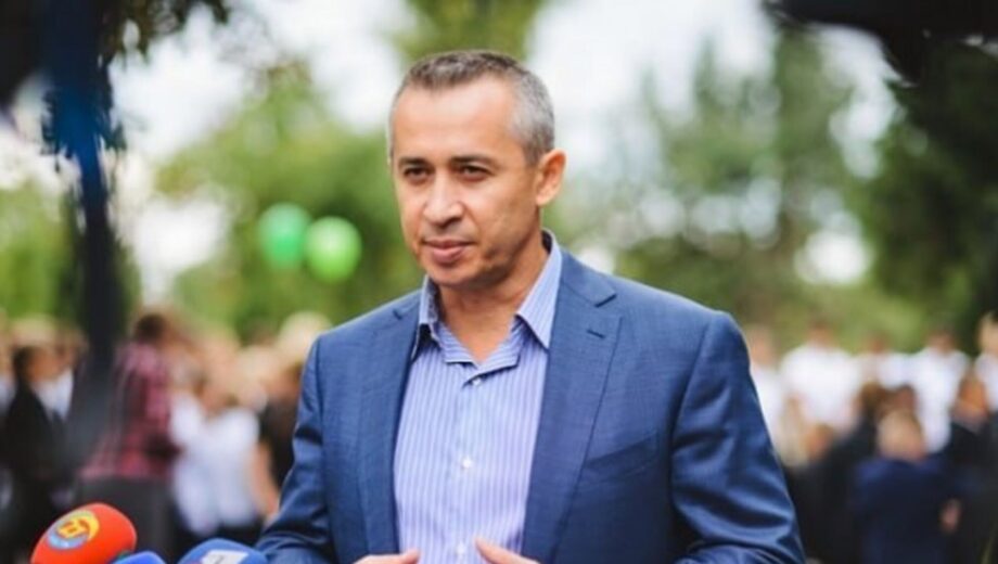 Французская недвижимость, элитные авто и миллионы наличными: что задекларировал Краснов