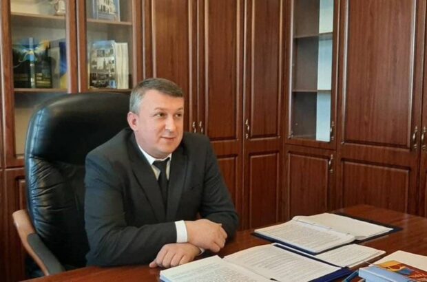 В офисе руководителя Ивано-Франковской областной прокуратуры Романа Химии продолжаются обыски, – местные источники