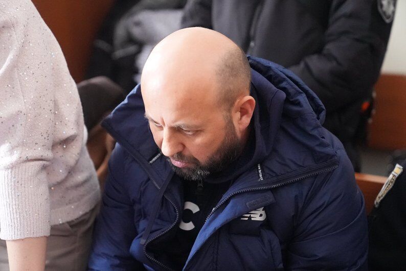 Олега Кантора отстранили от должности главы Галича из-за подозрения в коррупции