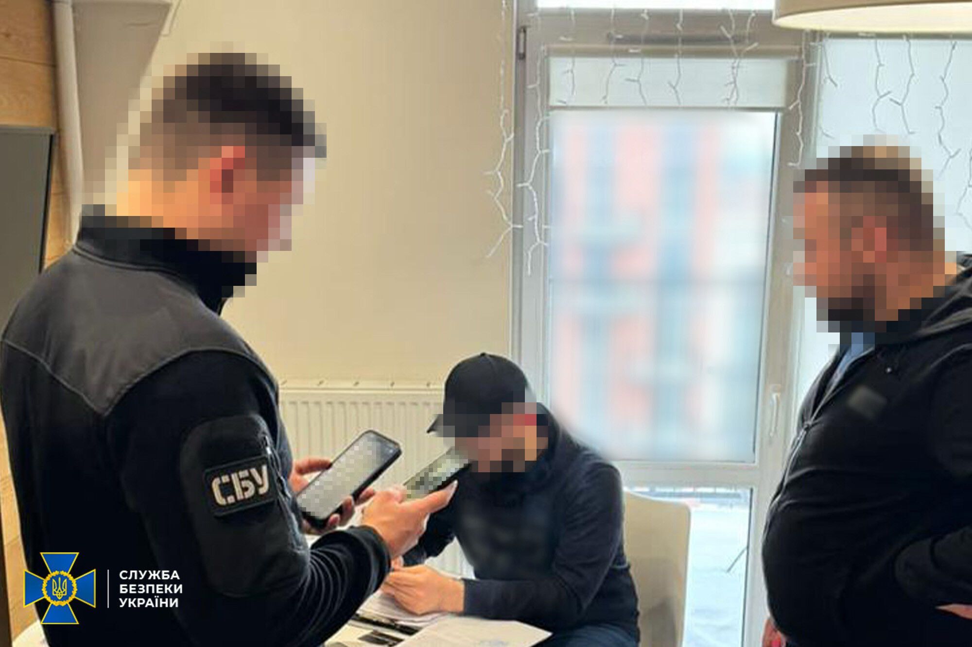 Шахрай брав гроші за фейкове працевлаштування в спецслужбах
