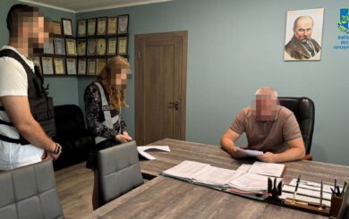 Завищення вартості матеріалів на ремонт парку: директора КП судитимуть за службову недбалість