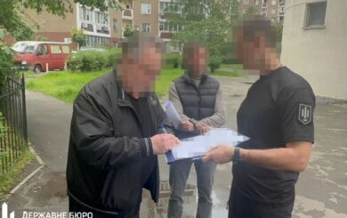 Сам себе премию: чиновника ДМС уличили в злоупотреблении бюджетными средствами во время войны