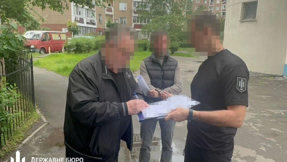 Сам себе премию: чиновника ДМС уличили в злоупотреблении бюджетными средствами во время войны