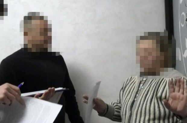 Племянник помогал тетке получать деньги за избежание отправки военных на боевые позиции