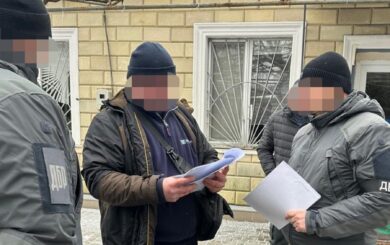 ГБР сообщило о подозрении чиновнику КЭВ Херсона за злоупотребление при закупке дров для ВСУ