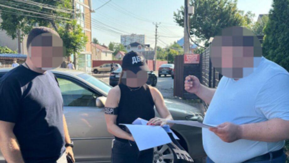 Хабарництво у Вінниці: керівників Держпродспоживслужби затримали за службове житло і наркотики