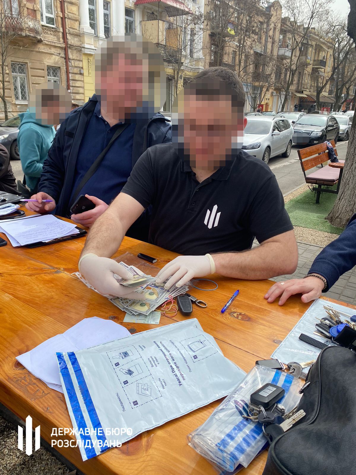 ГБР разоблачило чиновников Госпродпотребслужбы, требовавших миллионы с экспортеров сельскохозяйственной продукции