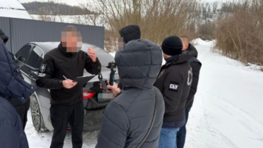 В Черкасской области разоблачили правоохранителя: за $5 тысяч обещал снять военнообязанного с розыска