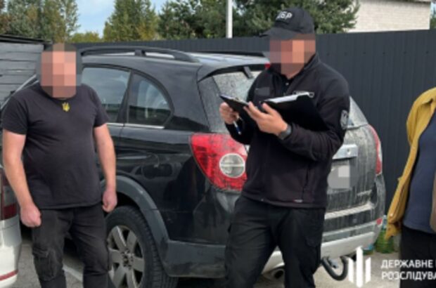 ДБР затримало військових: збували пальне з частини