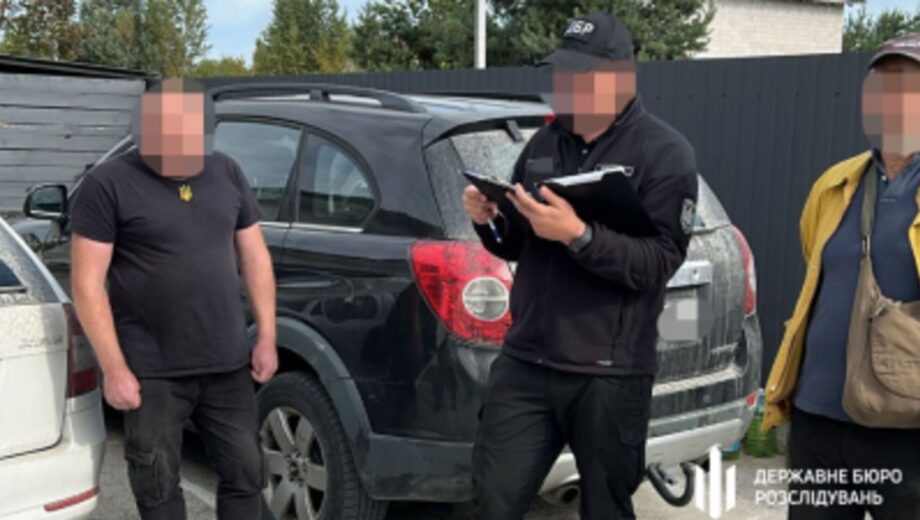 ДБР затримало військових: збували пальне з частини