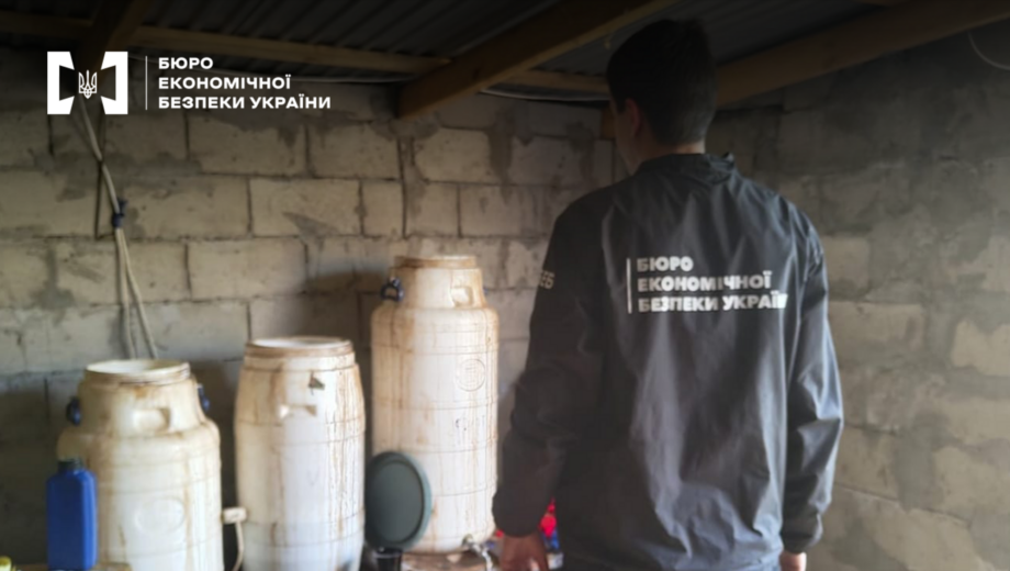 В Одессе разоблачен подпольный цех по производству поддельного алкоголя, который продавали через Instagram
