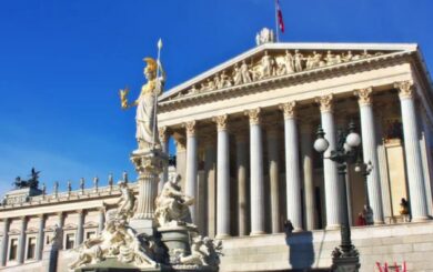Суд у Відні виніс вирок ексрозвіднику BVT у справі про передачу секретних даних рф