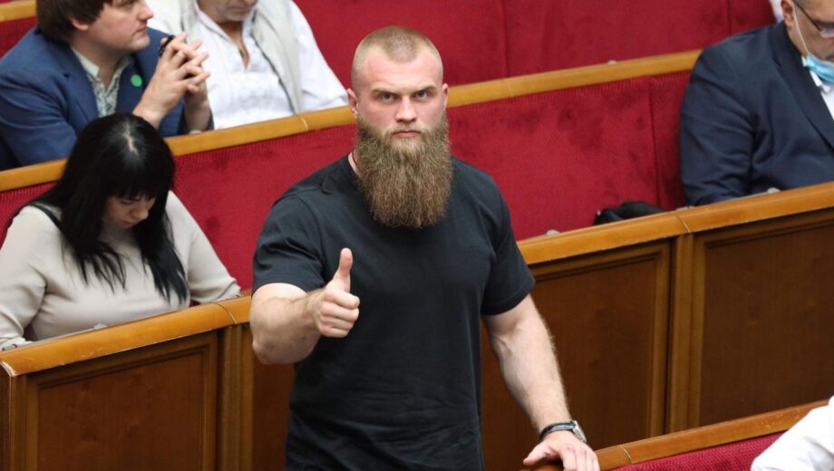 Втік від підозри: скандальний нардеп Артем Дмитрук ”засвітився” в Молдові