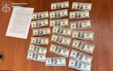 Взятка за магистратуру в Днепре: работники университета задержаны