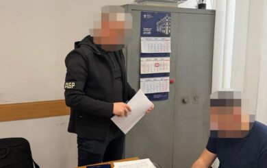 ДБР викрило схему на митниці ”Угринів”: техніку з Польщі ввозили без платежів