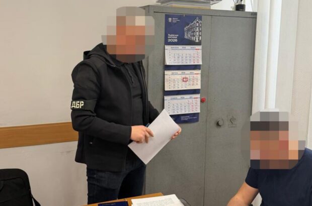 ДБР викрило схему на митниці ”Угринів”: техніку з Польщі ввозили без платежів