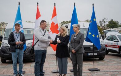 Помощь станет ближе: Украина получила »клиники» на колесах