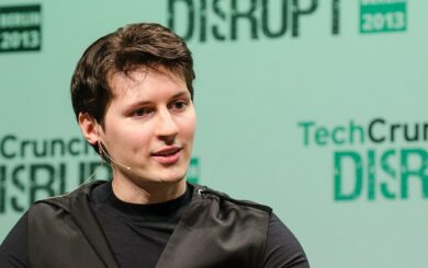 Павел Дуров рекламирует российского спортсмена Хабиба