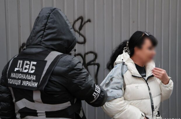 В Киеве задержали медработницу, требовавшую взятку от раненого защитника
