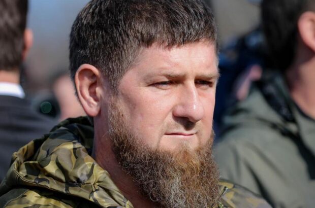 ”Ледве відкачали”: російські медіа повідомили про критичний стан Кадирова