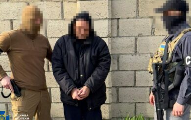 Работал таксистом и »сливал» цели: СБУ задержала агента ФСБ в Одессе