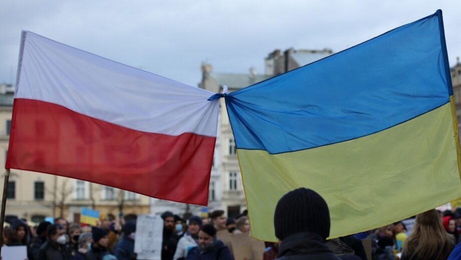Украинцев в Польше ждут кардинальные изменения: кому увеличат помощь с марта