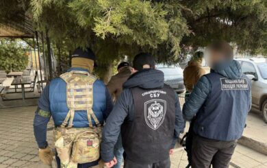 В Сумской области разоблачили чиновника РТЦК на взятке за снятие уклоняющегося с учета
