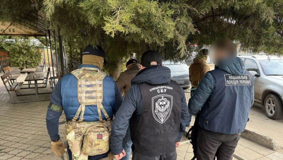 В Сумской области разоблачили чиновника РТЦК на взятке за снятие уклоняющегося с учета