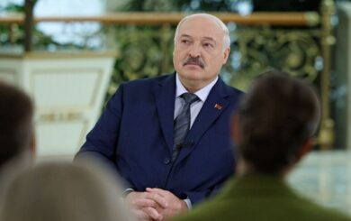 »Мирного неба» от диктатора: Лукашенко обратился к украинцам