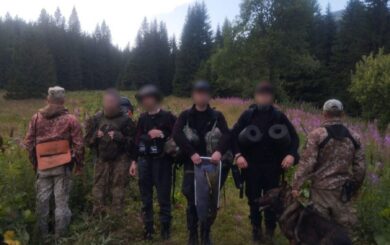 Прикордонний пес допоміг затримати порушників на кордоні з Румунією – новини України