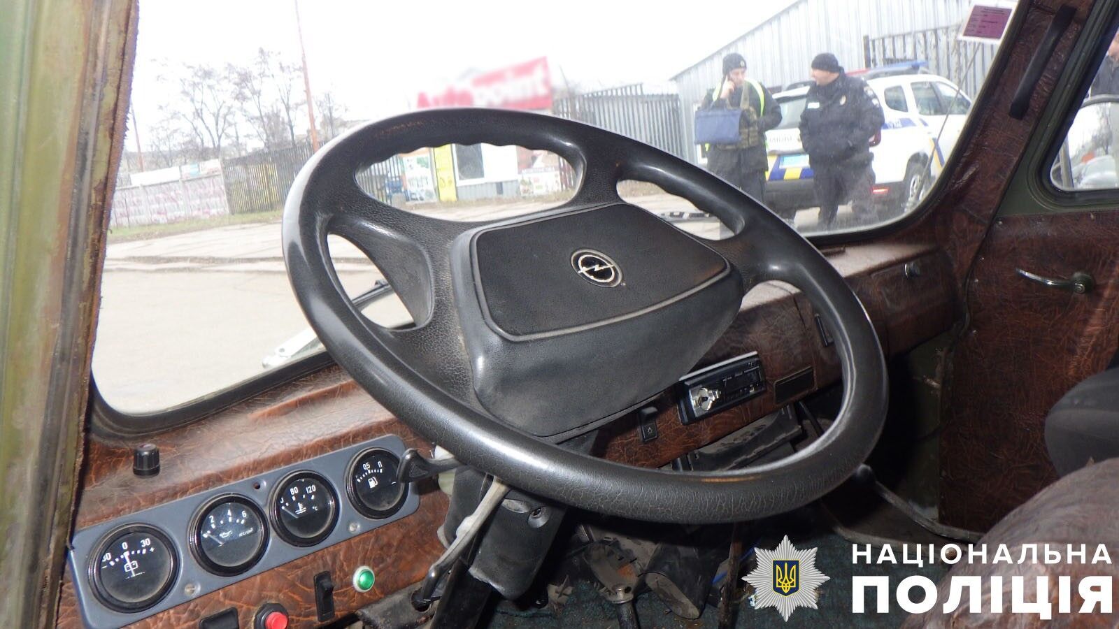 Чоловік викрав авто зі станції техобслуговування