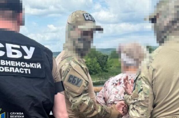 СБУ сорвала план вражеской агентши, собиравшей данные об обороне возле Сум