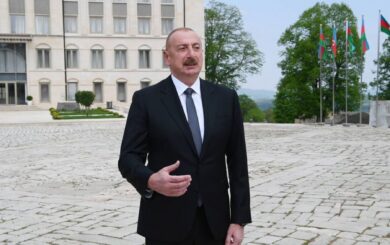Ільхам Алієв скасував візит до москви на парад 9 травня