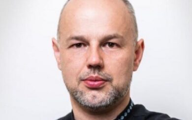 Новий представник України на Кіпрі показав декларацію: квартира, земля і мільйонні доходи