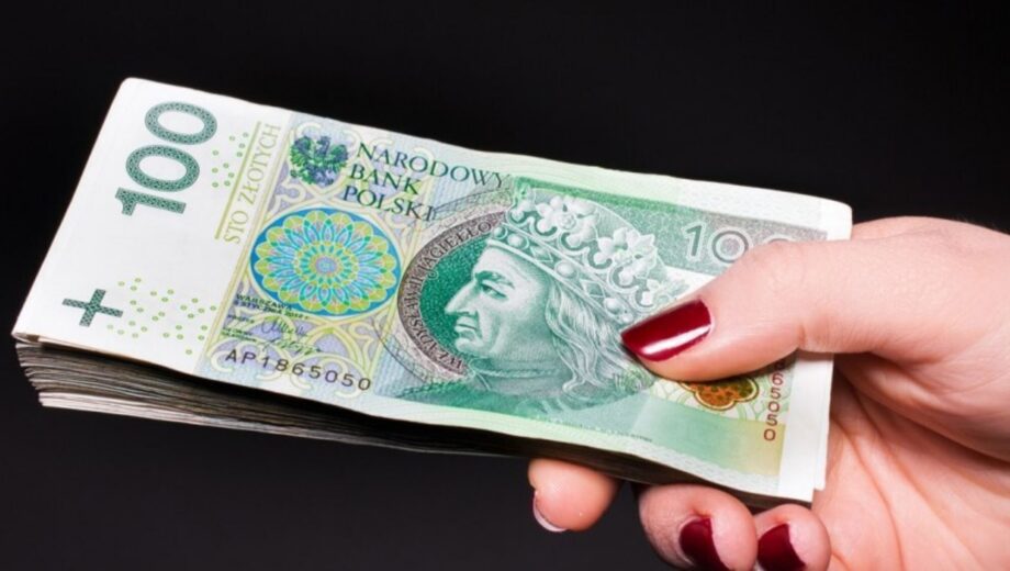 Соцдопомога ”800+” у Польщі 2025: правила для українців та всіх отримувачів