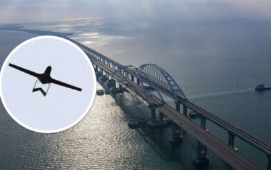 Атака морских дронов на Крымский мост: движение перекрывали три часа
