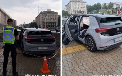 Легковик влетів у вхід до підземки на Майдані: водій у лікарні